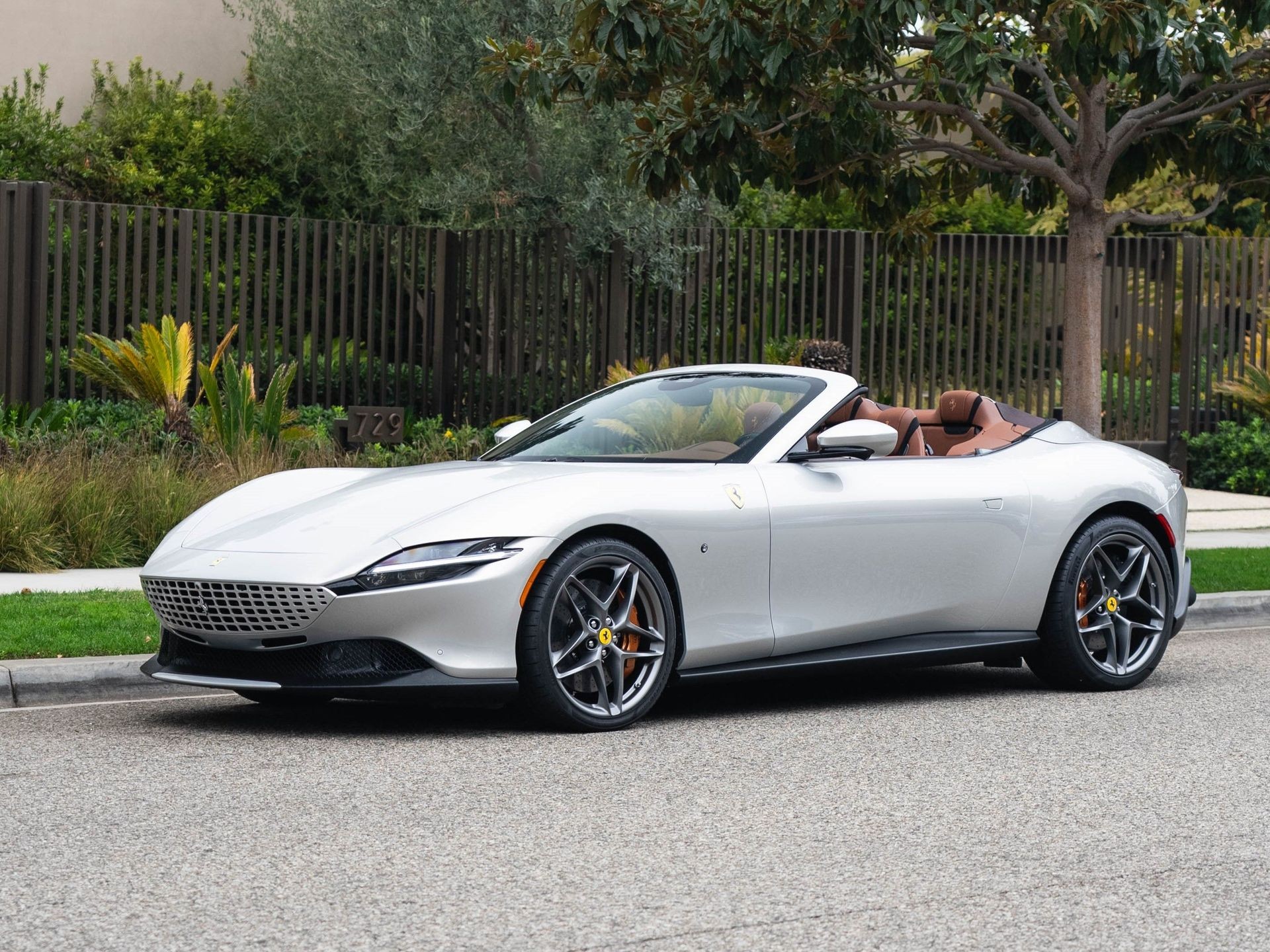 2024 Ferrari Roma Spider 305568 (21) 4_3.jpg